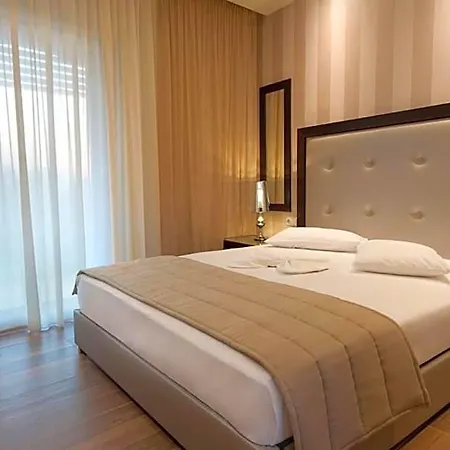 Louloudis Fresh-adults Only Szálloda 3*