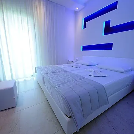 Louloudis Fresh-adults Only 3*